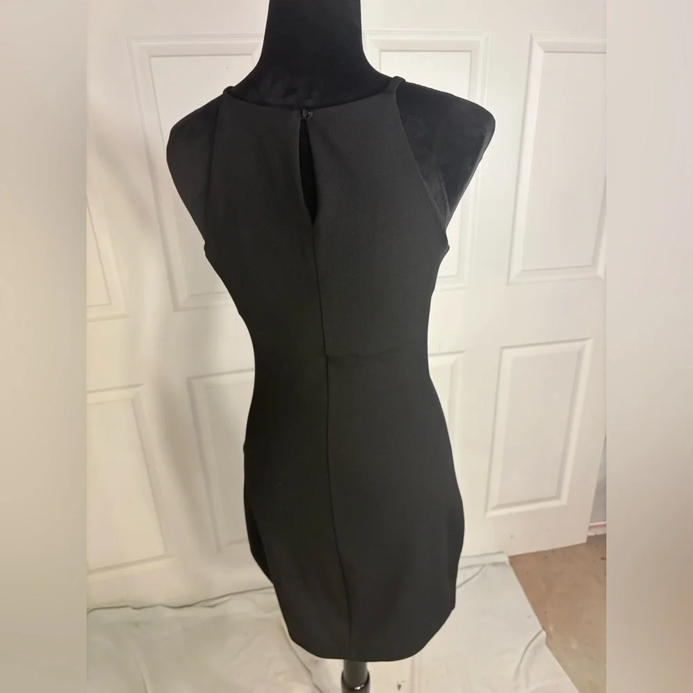 HOCO!! Homecoming dress size medium. - Picture 6 of 10